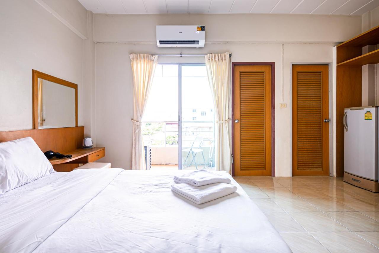 Go Inn V สนามบิน Banguecoque Exterior foto