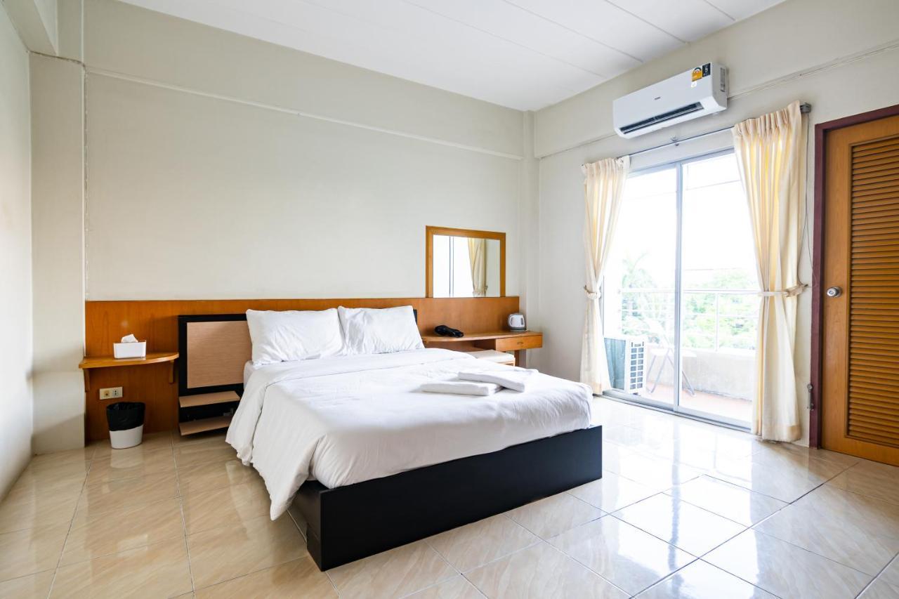 Go Inn V สนามบิน Banguecoque Exterior foto